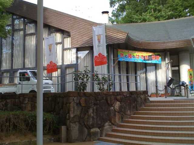 100725_橿原市昆虫館_建物入口.jpg