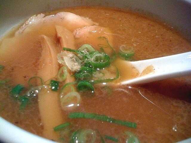 100812_サクラ_あっさりつけ麺_つけ汁.jpg