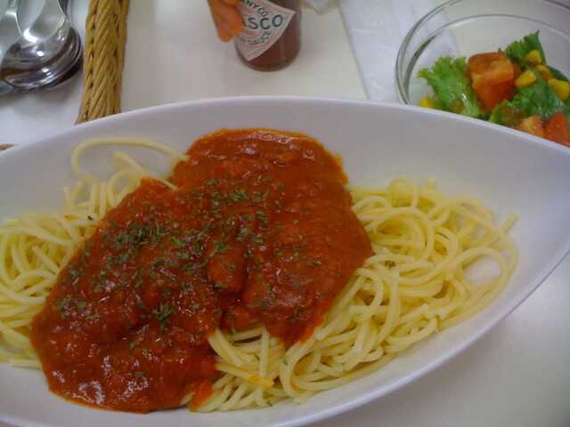 100824_名古屋うさぎとcafe6_ミートソース.JPG