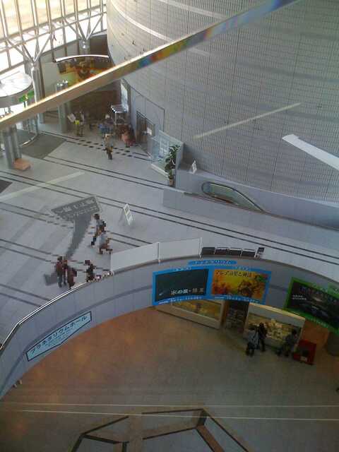 101017_大阪市立科学館_内側1.jpg