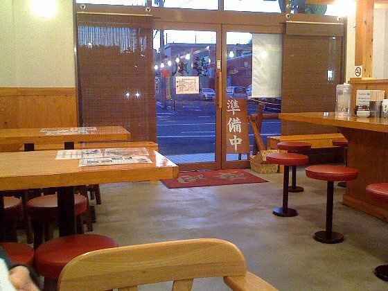101229_夢風 枚方本店_店内.jpg