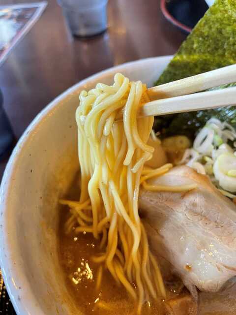 20220913_夢屋台大東店_夢らーめん_麺リフト.JPG