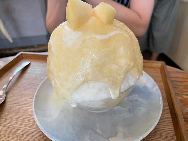 20220913_IKOMAYA_桃みるく2022.JPG