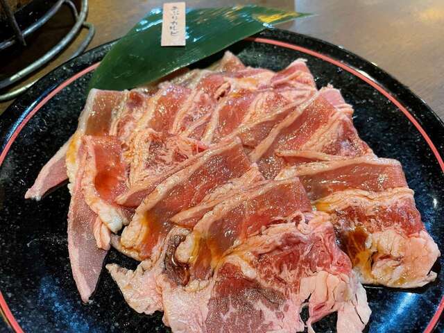 20221010_情熱ホルモン_神殿酒場_あぶりカルビ.JPG