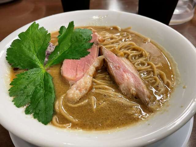 20221023_麺麓_鴨白湯そば麺大盛り1040円.JPG