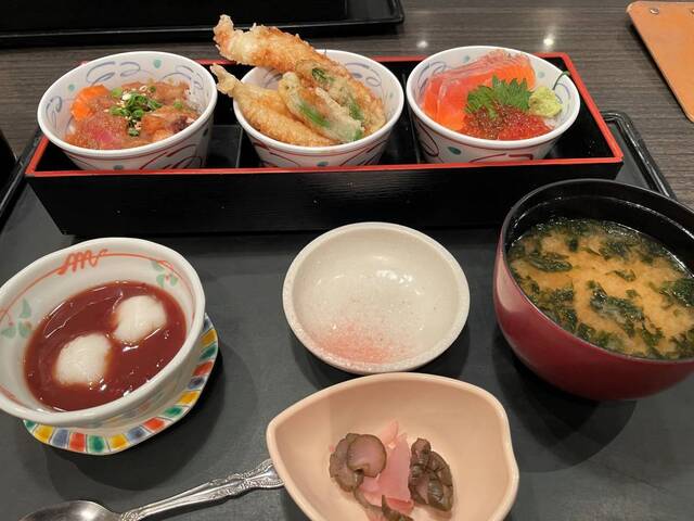 20221220_築地 飛賀屋_玉手箱.jpg