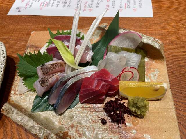 20221222_北前居酒屋 佐勘_刺身盛り合わせ.jpg