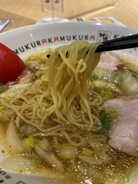 20230108_神座関空2F_おいしいラーメン麺リフト.jpg