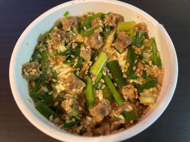 20230307_ローソン担々麺_出来上がり直後.jpg