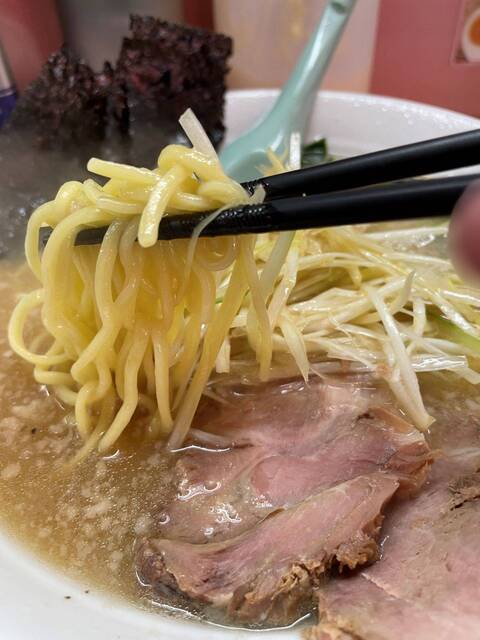 20230312_かいざん_かいざんラーメン麺リフト.jpg