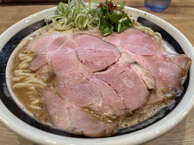 20230408_麺100%_醤油らーめん大盛り.jpg