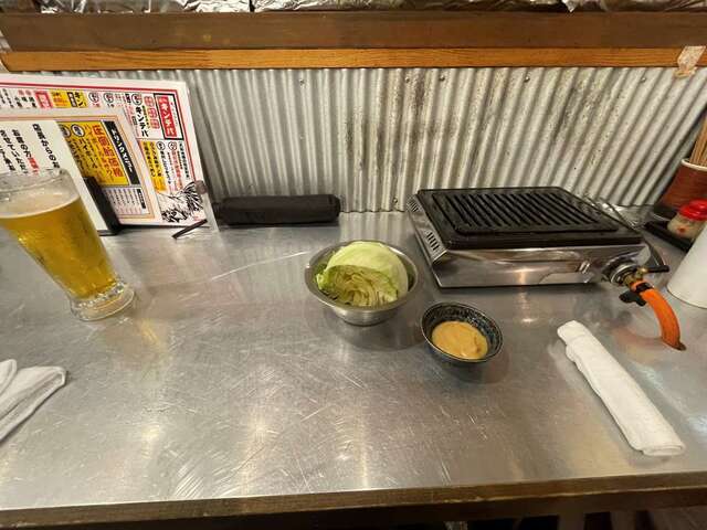 20231106_トリ屋のトリはキチンとチキン_カウンター席.jpg
