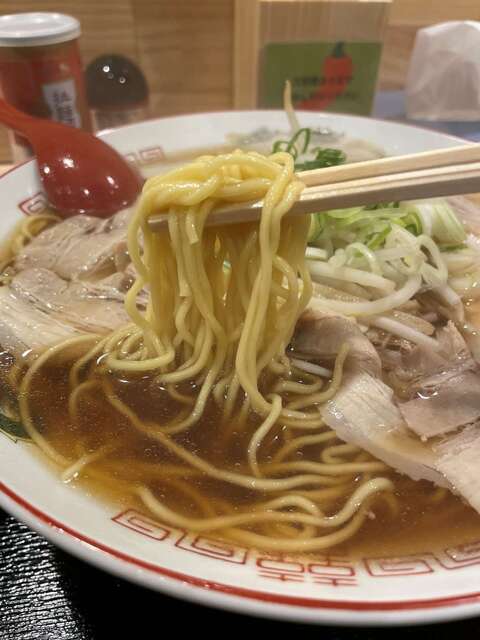 20231113_ラーメンかチャーハンか_ラーメン麺リフト.jpg