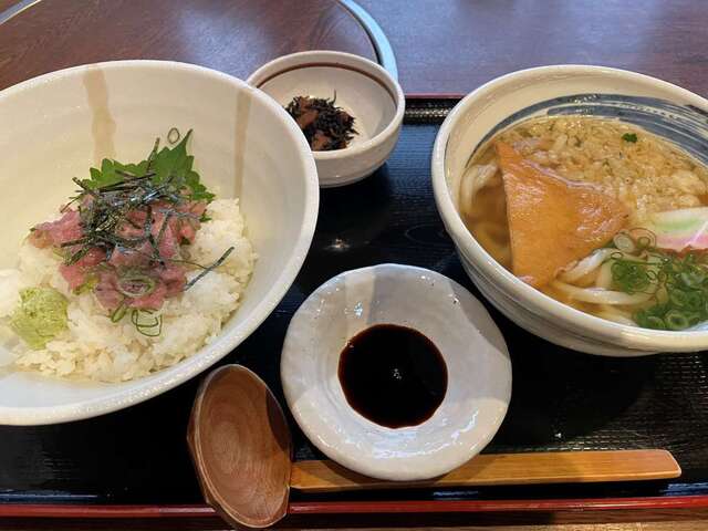 20231203_わらじや_本鮪ねぎとろ丼定食.jpg