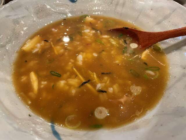 20240112_麺や信_ダイブ飯投入後.jpg