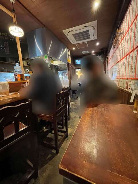 20240408_もつマニア_内観.jpg