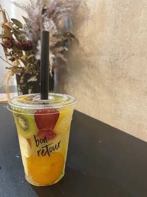 20241014_bonretour_Osaka_生フルーツスカッシュ割.JPG