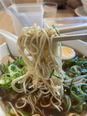 20250316_君の好きだった麺_特製醤油_麺リフト.JPG
